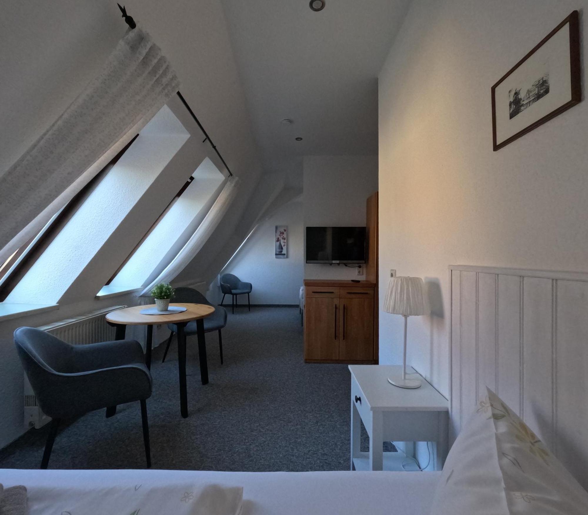 Am Kirschberg 3*