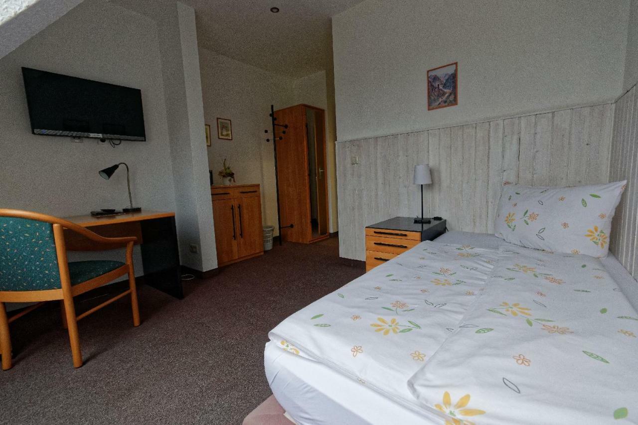 Am Kirschberg Pensión