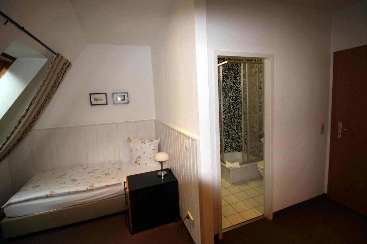 Am Kirschberg 3*